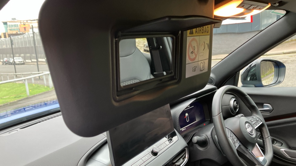 Nissan Juke 1.0 DiG-T N-Connecta 5dr DCT Petrol Hatchback - Image 36