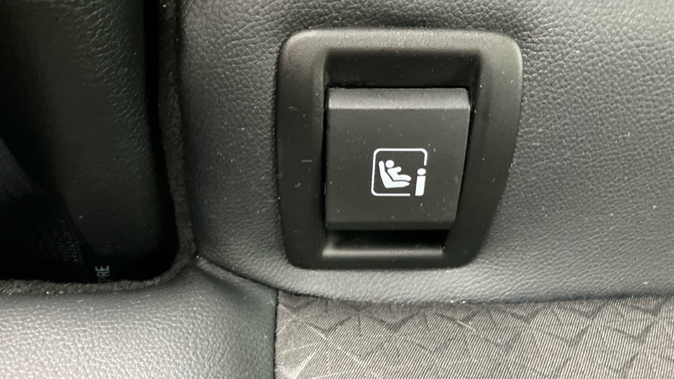 Nissan Juke 1.0 DiG-T N-Connecta 5dr DCT Petrol Hatchback - Image 38