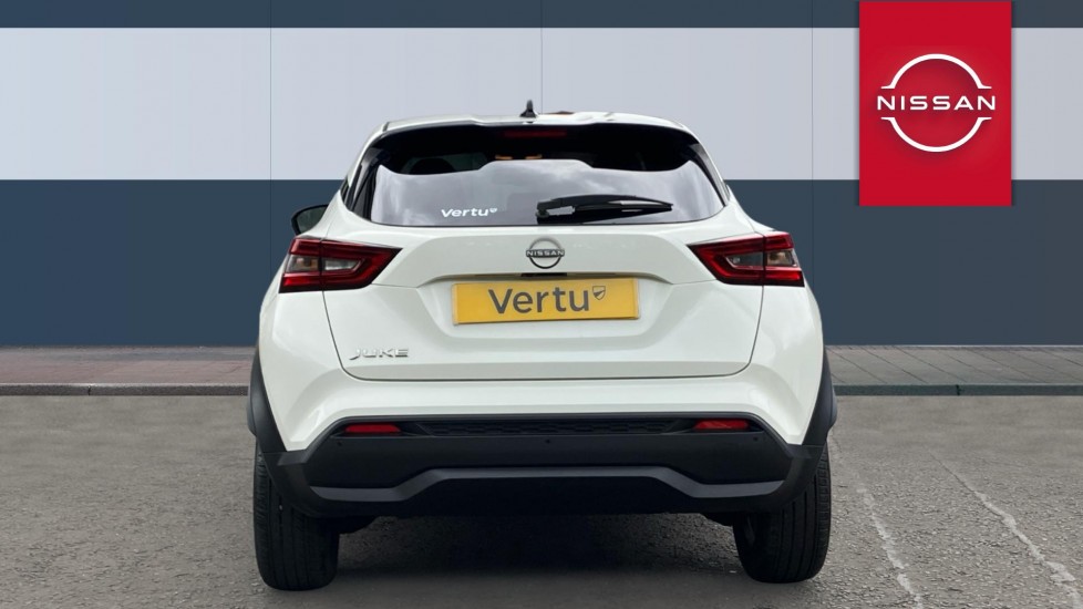 Nissan Juke 1.0 DiG-T 114 N-Connecta 5dr DCT Petrol Hatchback - Image 6