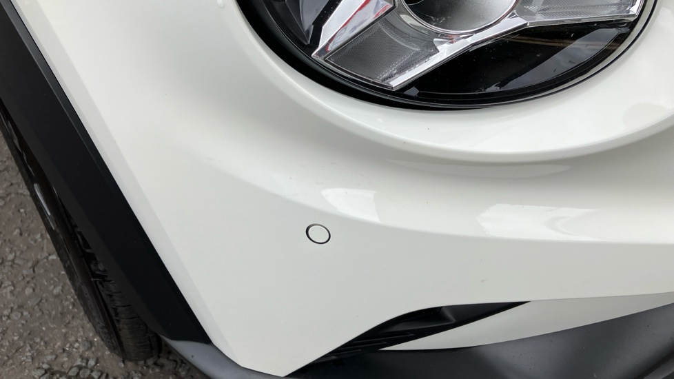Nissan Juke 1.0 DiG-T 114 N-Connecta 5dr DCT Petrol Hatchback - Image 21