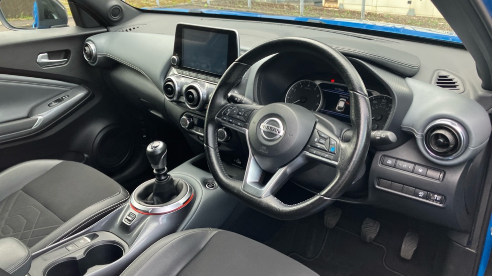 Nissan Juke 1.0 DiG-T Tekna 5dr Petrol Hatchback - Image 11