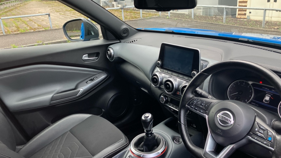 Nissan Juke 1.0 DiG-T Tekna 5dr Petrol Hatchback - Image 14