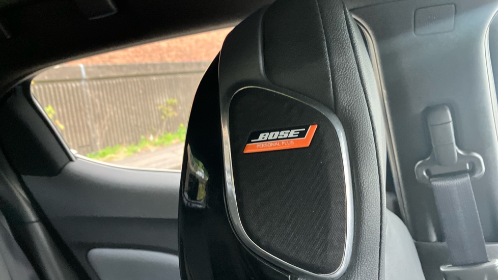 Nissan Juke 1.0 DiG-T Tekna 5dr Petrol Hatchback - Image 28