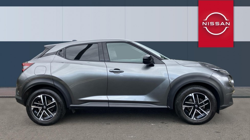 Nissan Juke 1.0 DiG-T N-Connecta 5dr Petrol Hatchback - Image 5