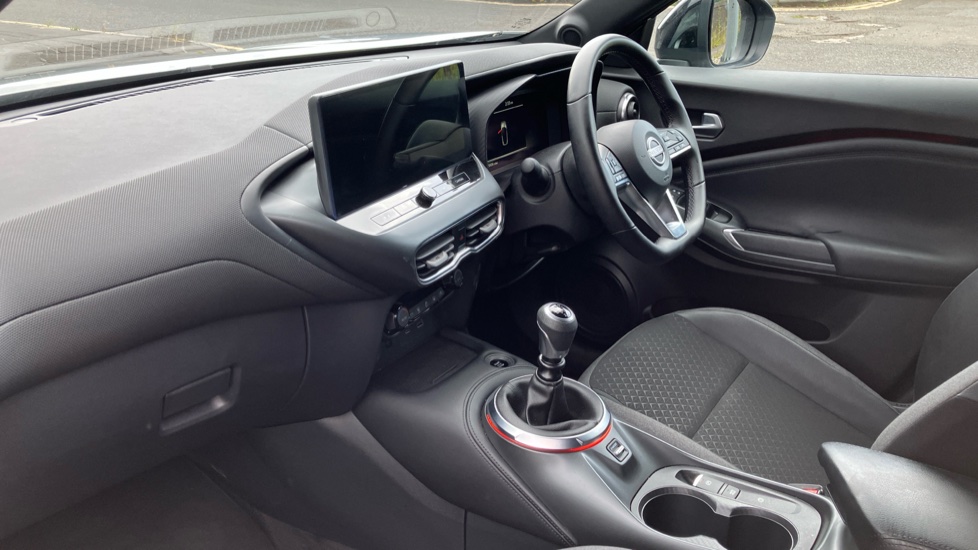 Nissan Juke 1.0 DiG-T N-Connecta 5dr Petrol Hatchback - Image 9