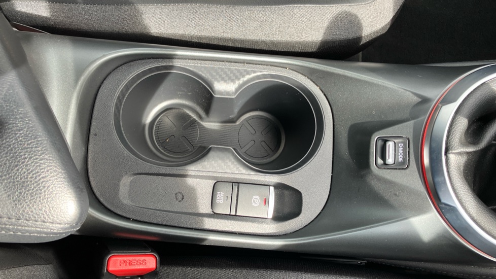 Nissan Juke 1.0 DiG-T N-Connecta 5dr Petrol Hatchback - Image 43
