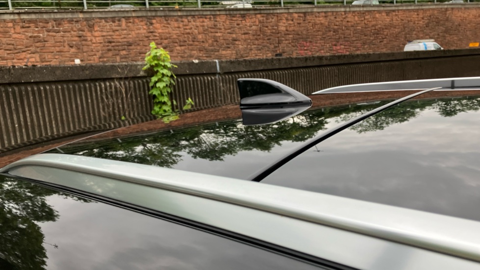 Nissan Qashqai 1.3 DiG-T MH 158 Tekna 5dr Xtronic Petrol Hatchback - Image 24
