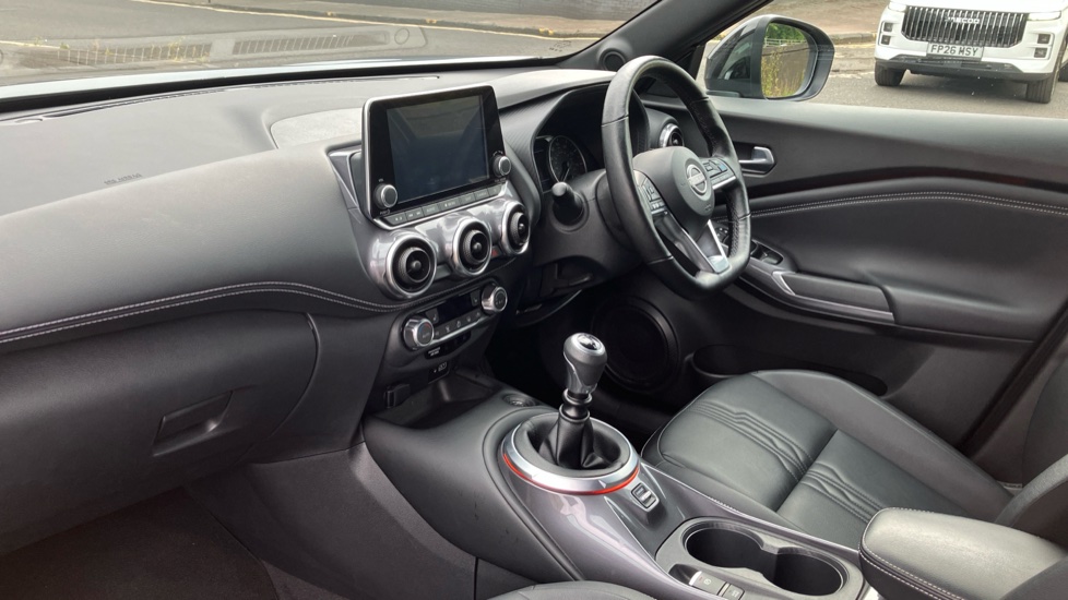 Nissan Juke 1.0 DiG-T 114 Tekna 5dr Petrol Hatchback - Image 9