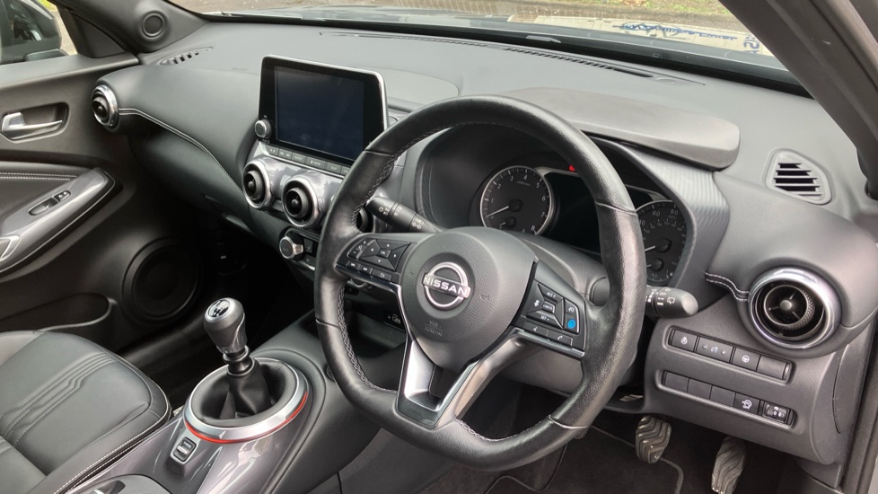 Nissan Juke 1.0 DiG-T 114 Tekna 5dr Petrol Hatchback - Image 11