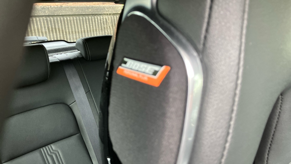 Nissan Juke 1.0 DiG-T 114 Tekna 5dr Petrol Hatchback - Image 28