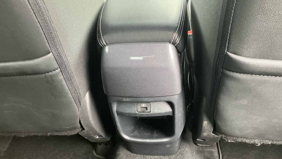 Nissan Juke 1.0 DiG-T 114 Tekna 5dr Petrol Hatchback - Image 34