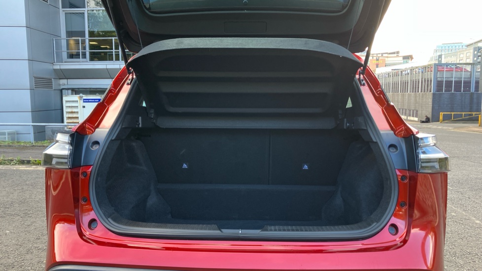 Nissan Qashqai 1.3 DiG-T MH Acenta Premium 5dr Petrol Hatchback - Image 4