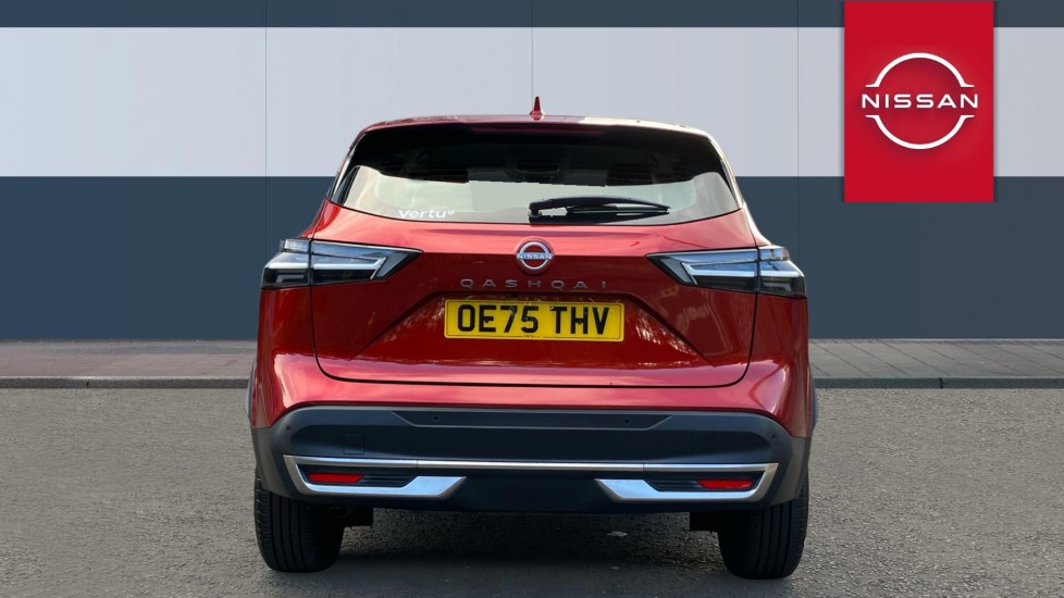Nissan Qashqai 1.3 DiG-T MH Acenta Premium 5dr Petrol Hatchback - Image 6