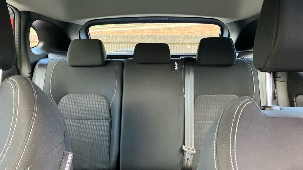 Nissan Qashqai 1.3 DiG-T MH Acenta Premium 5dr Petrol Hatchback - Image 15