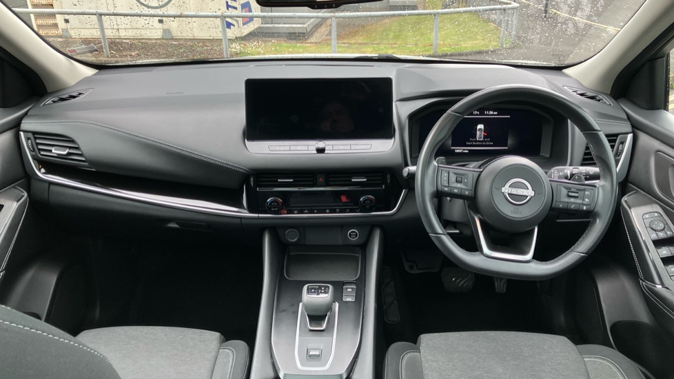 Nissan Qashqai 1.3 DiG-T MH 158 N-Connecta 5dr Xtronic Petrol Hatchback - Image 10
