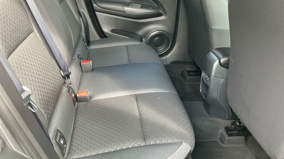 Nissan Juke 1.0 DiG-T N-Connecta 5dr Petrol Hatchback - Image 16