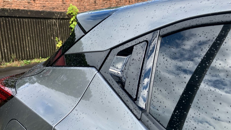 Nissan Juke 1.0 DiG-T N-Connecta 5dr Petrol Hatchback - Image 24