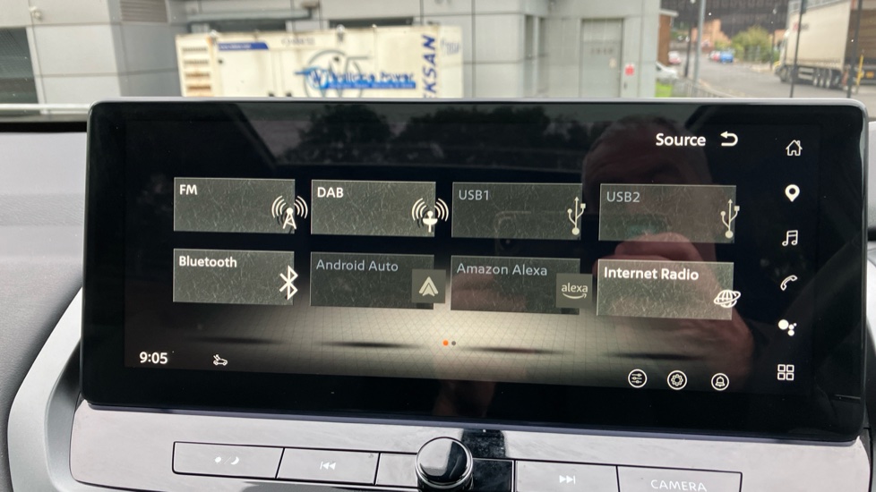 Nissan Qashqai 1.3 DiG-T MH N-Connecta 5dr Petrol Hatchback - Image 43