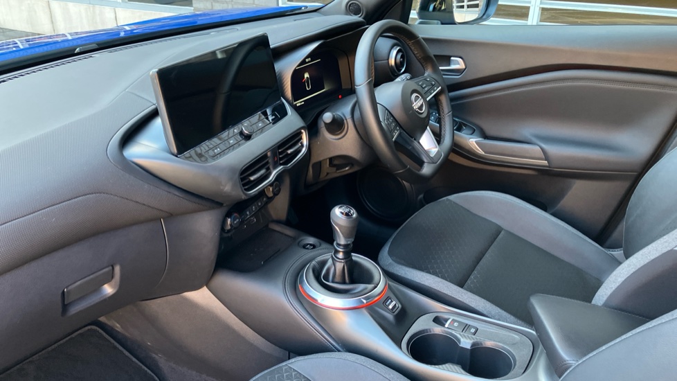 Nissan Juke 1.0 DiG-T N-Connecta 5dr Petrol Hatchback - Image 9
