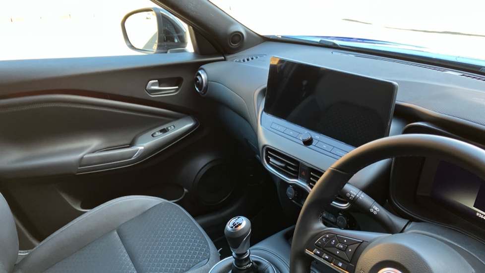 Nissan Juke 1.0 DiG-T N-Connecta 5dr Petrol Hatchback - Image 14