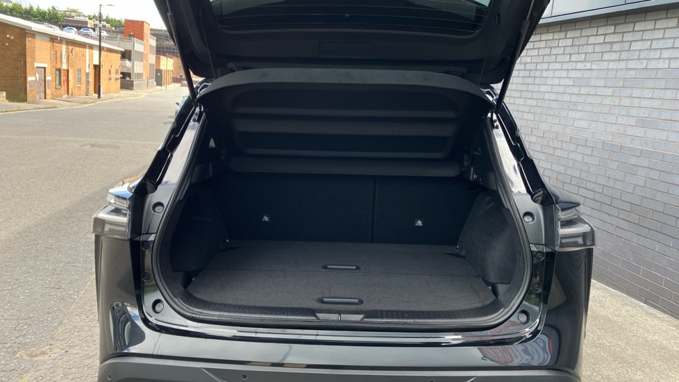 Nissan Qashqai 1.3 DiG-T MH N-Connecta [Glass Roof] 5dr Petrol Hatchback - Image 4