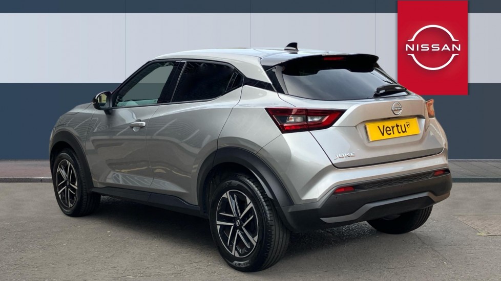 Nissan Juke 1.0 DiG-T N-Connecta 5dr Petrol Hatchback - Image 2