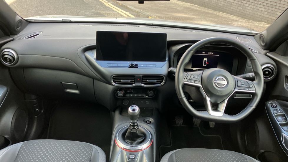 Nissan Juke 1.0 DiG-T N-Connecta 5dr Petrol Hatchback - Image 10