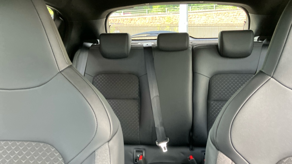 Nissan Juke 1.0 DiG-T N-Connecta 5dr Petrol Hatchback - Image 15
