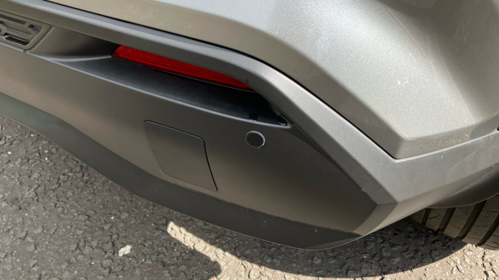 Nissan Juke 1.0 DiG-T N-Connecta 5dr Petrol Hatchback - Image 26