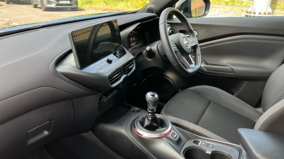 Nissan Juke 1.0 DiG-T N-Connecta 5dr Petrol Hatchback - Image 9