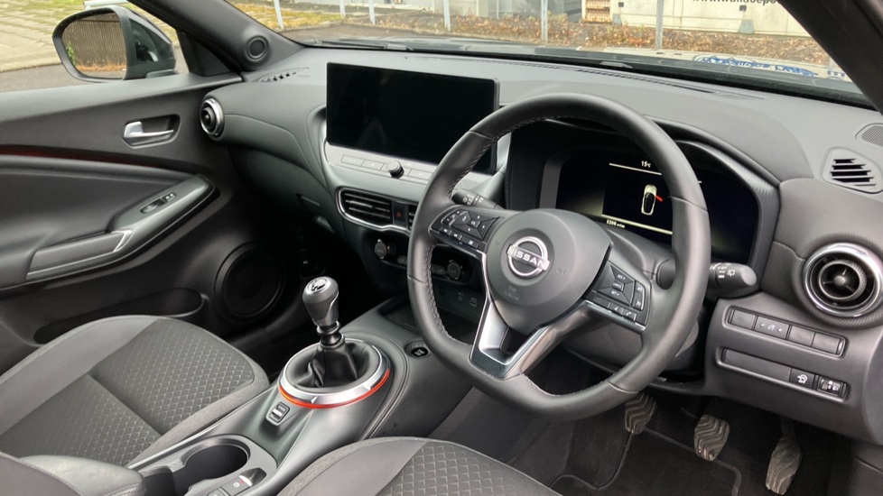 Nissan Juke 1.0 DiG-T N-Connecta 5dr Petrol Hatchback - Image 11