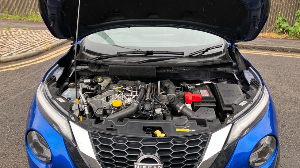 Nissan Juke 1.0 DiG-T Tekna 5dr Petrol Hatchback - Image 8