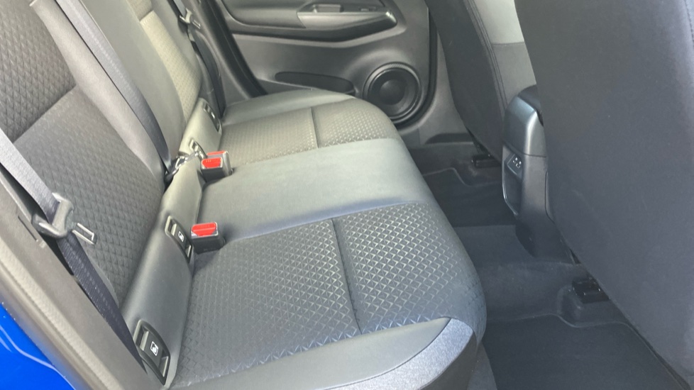 Nissan Juke 1.6 Hybrid N-Connecta 5dr Auto Hybrid Hatchback - Image 16