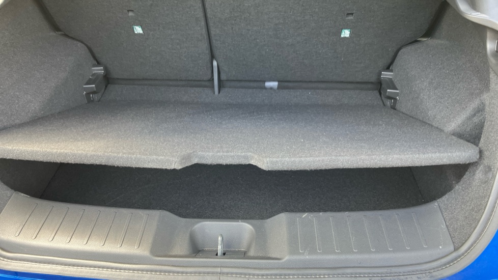 Nissan Juke 1.6 Hybrid N-Connecta 5dr Auto Hybrid Hatchback - Image 29