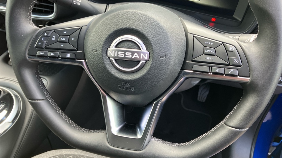Nissan Juke 1.6 Hybrid N-Connecta 5dr Auto Hybrid Hatchback - Image 42