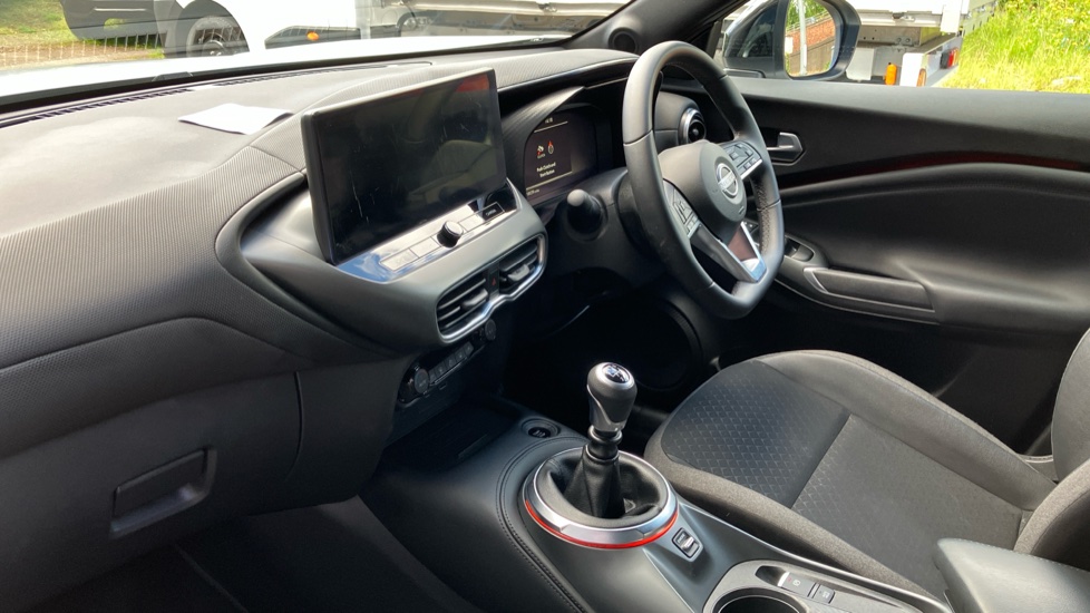 Nissan Juke 1.0 DiG-T N-Connecta 5dr Petrol Hatchback - Image 9