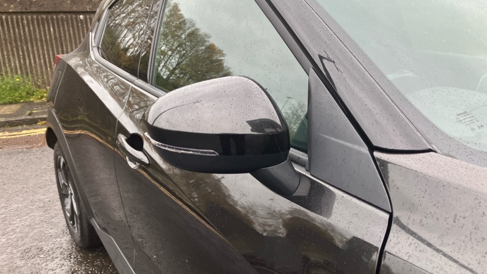 Nissan Juke 1.6 Hybrid N-Connecta 5dr Auto Hybrid Hatchback - Image 22