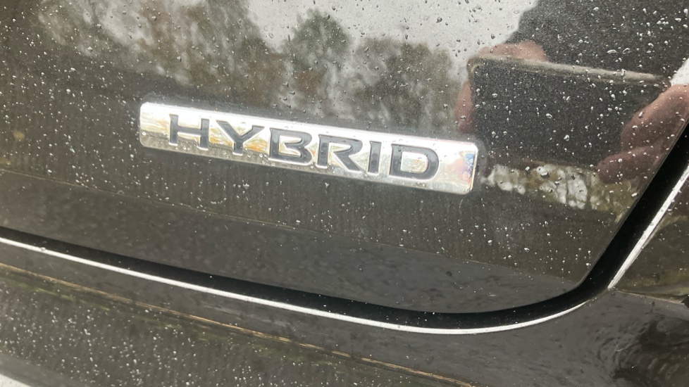 Nissan Juke 1.6 Hybrid N-Connecta 5dr Auto Hybrid Hatchback - Image 27