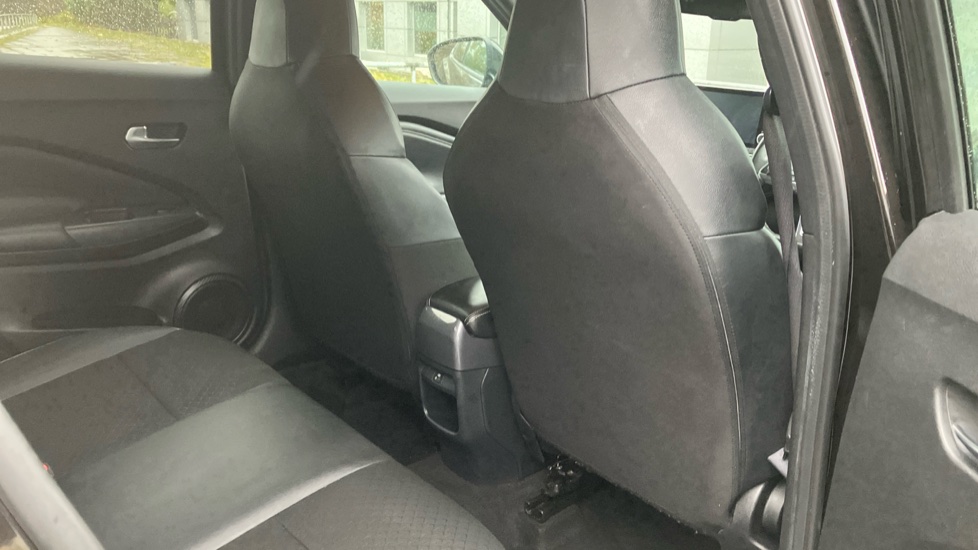 Nissan Juke 1.6 Hybrid N-Connecta 5dr Auto Hybrid Hatchback - Image 32