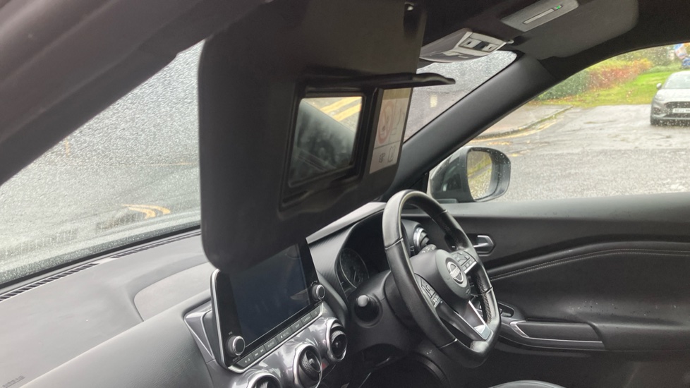Nissan Juke 1.6 Hybrid N-Connecta 5dr Auto Hybrid Hatchback - Image 39