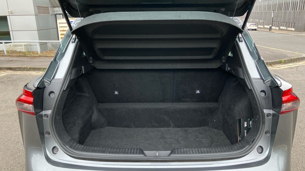 Nissan Qashqai 1.3 DiG-T MH Acenta Premium 5dr Petrol Hatchback - Image 4