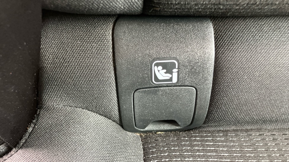 Nissan Qashqai 1.3 DiG-T MH Acenta Premium 5dr Petrol Hatchback - Image 30