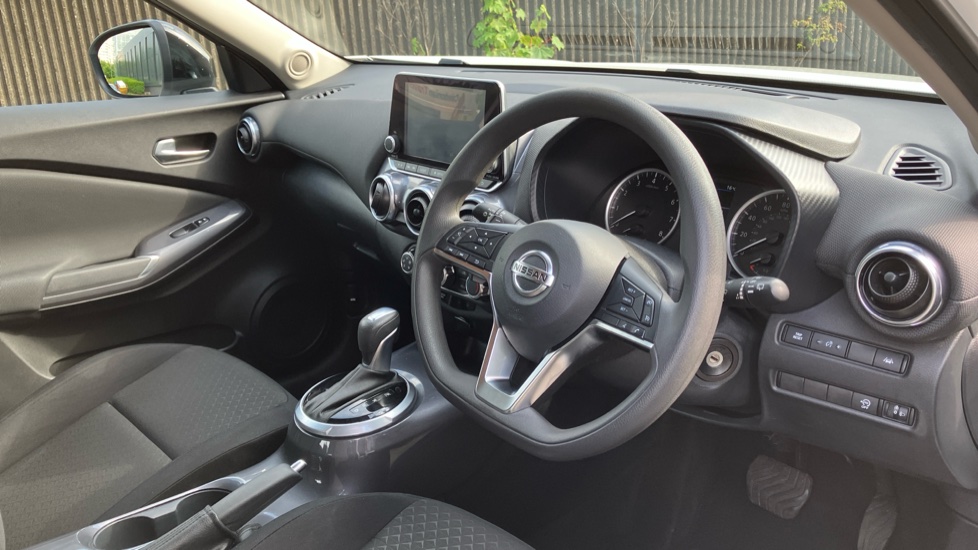 Nissan Juke 1.0 DiG-T 114 Acenta 5dr DCT Petrol Hatchback - Image 11