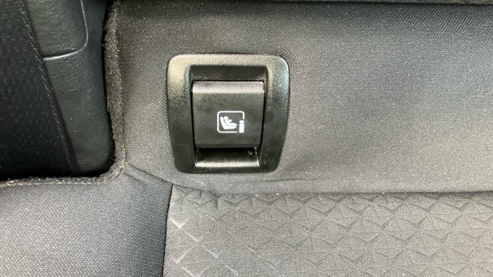 Nissan Juke 1.0 DiG-T 114 Acenta 5dr DCT Petrol Hatchback - Image 29