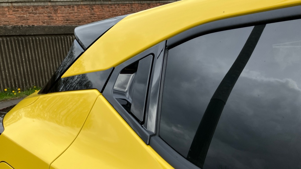 Nissan Juke 1.0 DiG-T Tekna 5dr Petrol Hatchback - Image 24