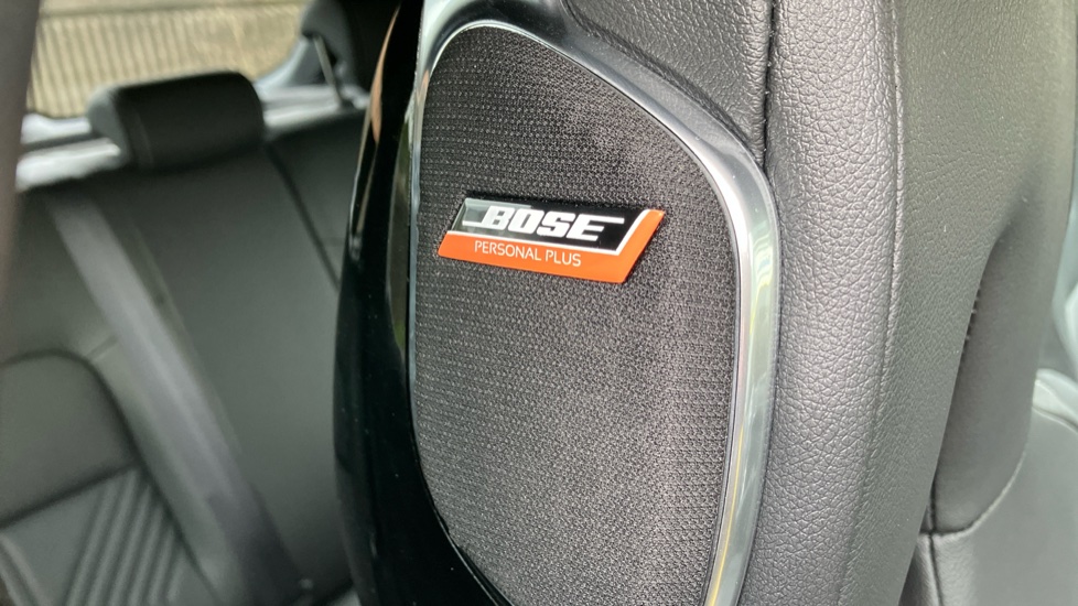 Nissan Juke 1.0 DiG-T Tekna 5dr Petrol Hatchback - Image 28