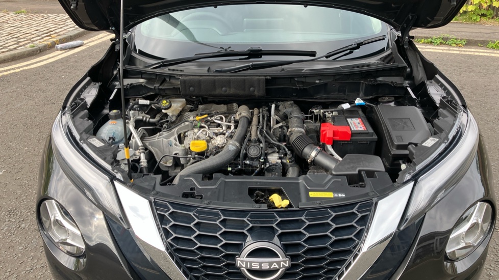 Nissan Juke 1.0 DiG-T 114 Acenta 5dr Petrol Hatchback - Image 8