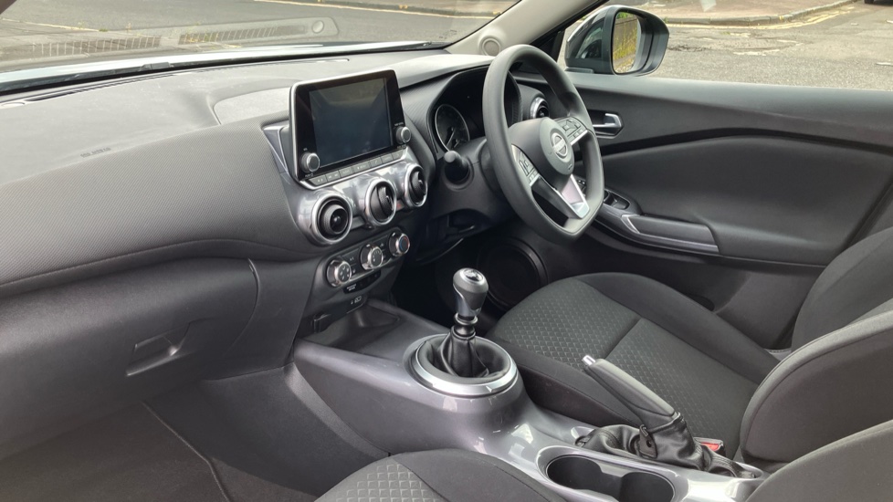 Nissan Juke 1.0 DiG-T 114 Acenta 5dr Petrol Hatchback - Image 9