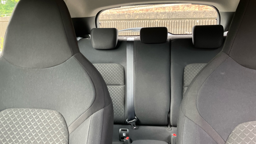 Nissan Juke 1.0 DiG-T 114 Acenta 5dr Petrol Hatchback - Image 15