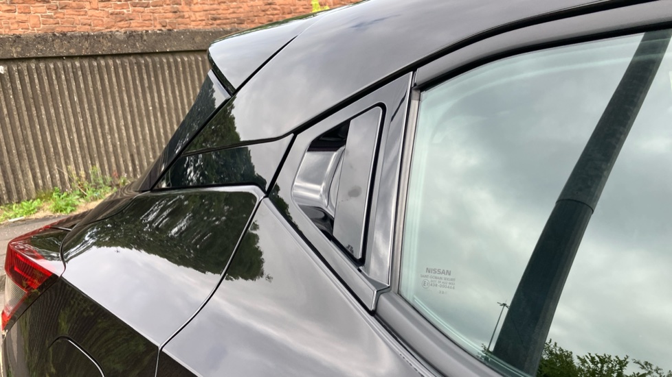 Nissan Juke 1.0 DiG-T 114 Acenta 5dr Petrol Hatchback - Image 24